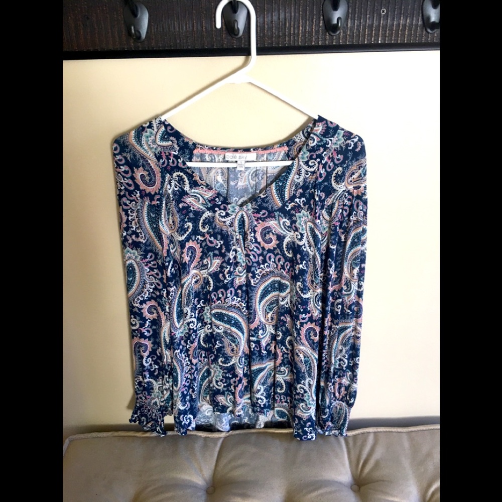 Blouse/long sleeved